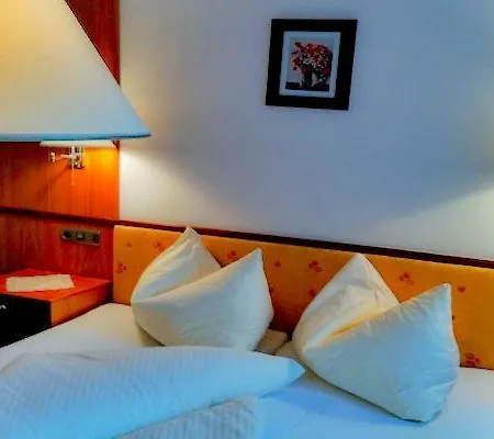 Waldhof 3*