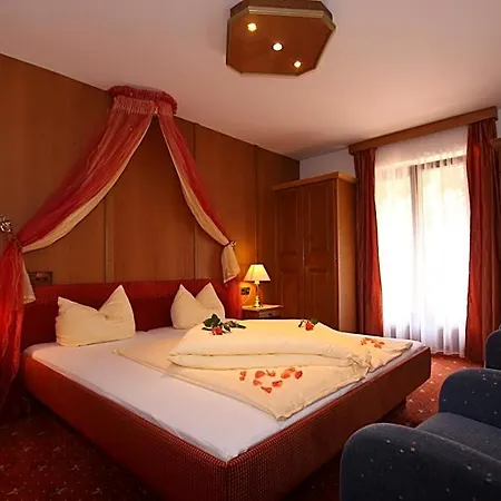 Waldhof Hotel 3*