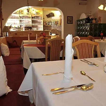 Waldhof Hotel 3*