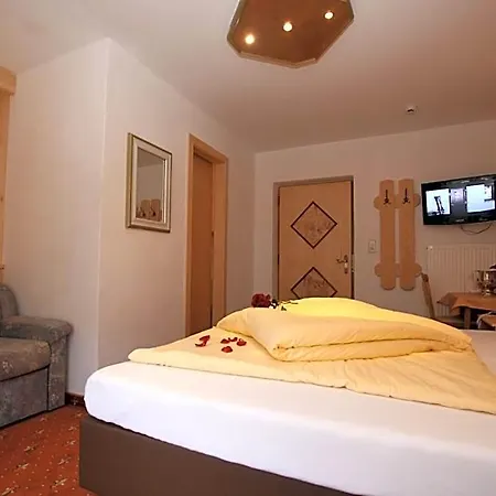 Hotel Waldhof 3*