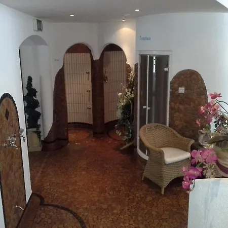 Waldhof Hotel 3*